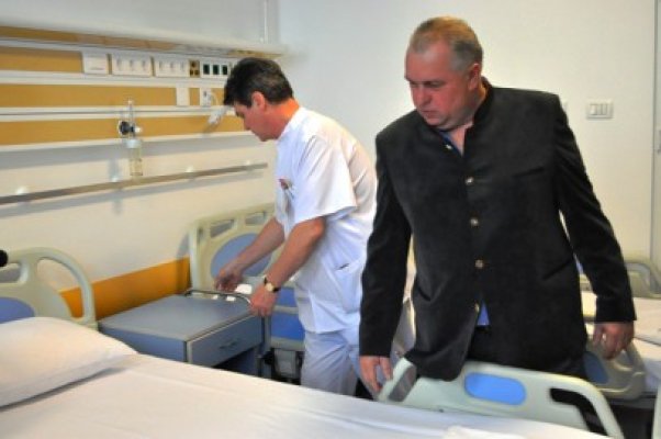 Agitaţie la Spitalul Judeţean: s-au inaugurat două secţii importante! Vezi cât au costat reparaţiile capitale